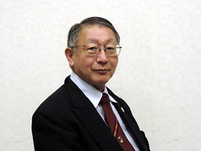 岩手県ボウリング連盟会長　富谷行雄